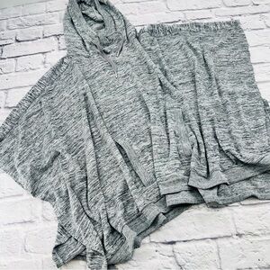 Athleta Techie Sweat Blissful Hoodie Poncho Medium Heathered Grey